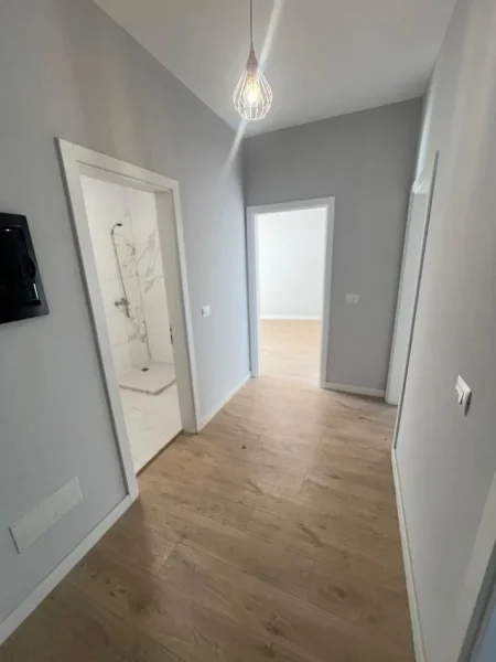 shitet , 83 m² 175.000 €