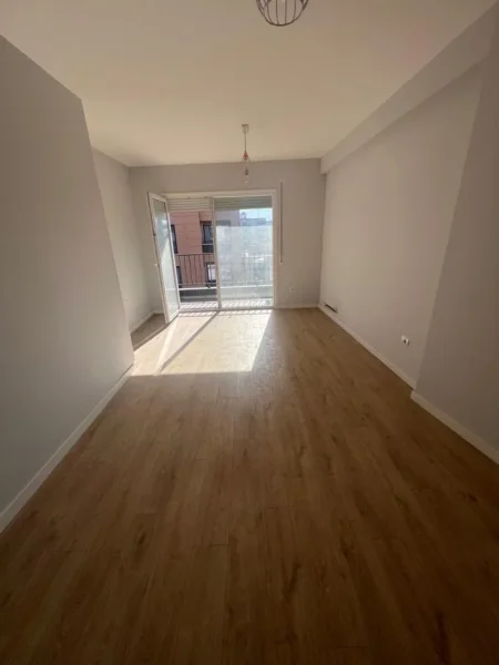 shitet , 83 m² 175.000 €