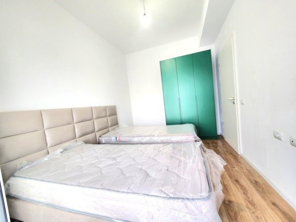 Tirane, jepet me qera apartament 1+1 Kati 2, 60 m² 380 € (Ali Demi,Kompleksi Kaimi)