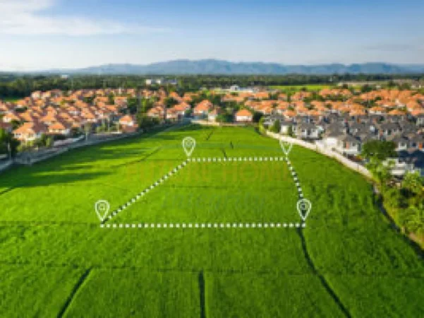 Tirane, shitet truall , 4.000 m² 400.000 € (Rinas)