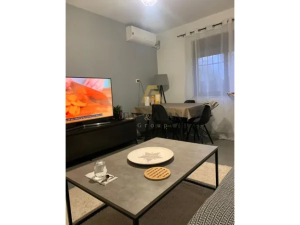 Tirane, shitet apartament 1+1 Kati 1, 54 m² 75.000 € (Allias, tek Katrori)