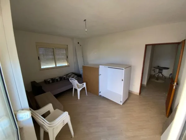 Durres, shitet apartament 2+1+Ballkon Kati 3, 73 m² 74.000 € (Qerret)