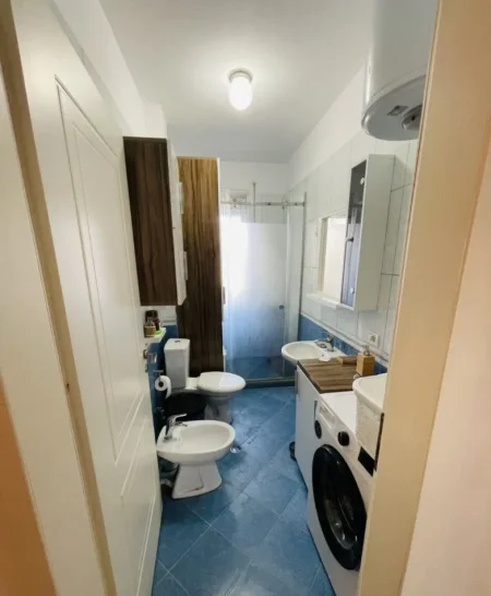 Tirane, jepet me qera apartament 2+1 Kati 6, 80 m² 520 € (Astir,Vila L)