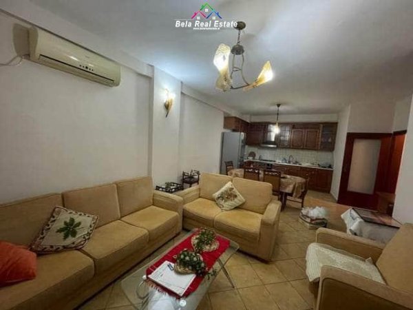 Tirane, jepet me qera apartament 2+1 Kati 3, 93 m² 500 € (rruga bardhyl)