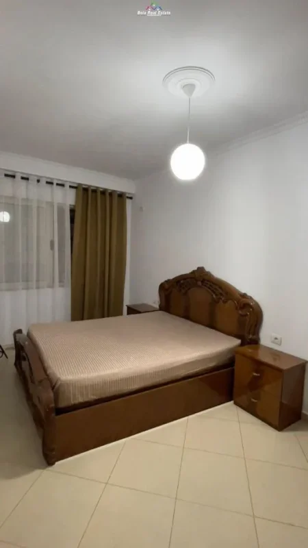 Tirane, jepet me qera apartament 2+1 Kati 3, 80 m² 450 € (astir)