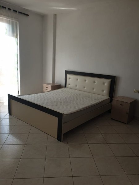 Tirane, jepet me qera apartament 2+1 Kati 6, 120 m² 40,000 Leke (Muhamet Deliu)