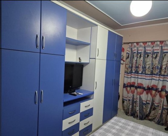 Tirane, jepet me qera apartament 1+1+Ballkon Kati 4, 70 m² 500 € (Rruga Elbasanit)