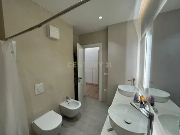 Tirane, shitet 2+1+Ballkon Kati 4, 136 m² 340.000 € (TISH DAHIA)