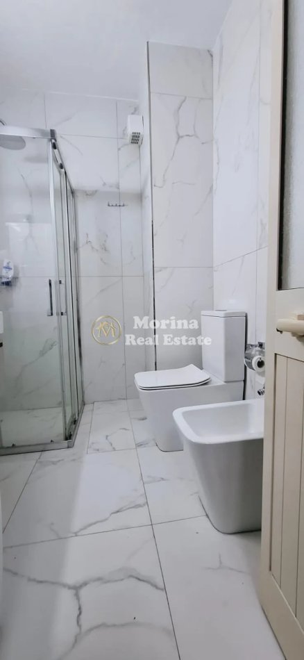 Tirane, jepet me qera apartament 1+1+Ballkon Kati 3, 75 m² 600 € (Kopshti Zoologjik)