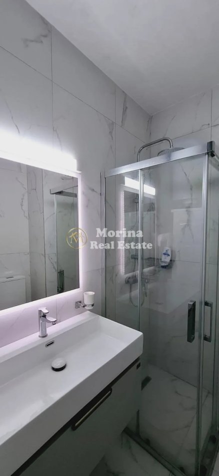Tirane, jepet me qera apartament 1+1+Ballkon Kati 3, 75 m² 600 € (Kopshti Zoologjik)