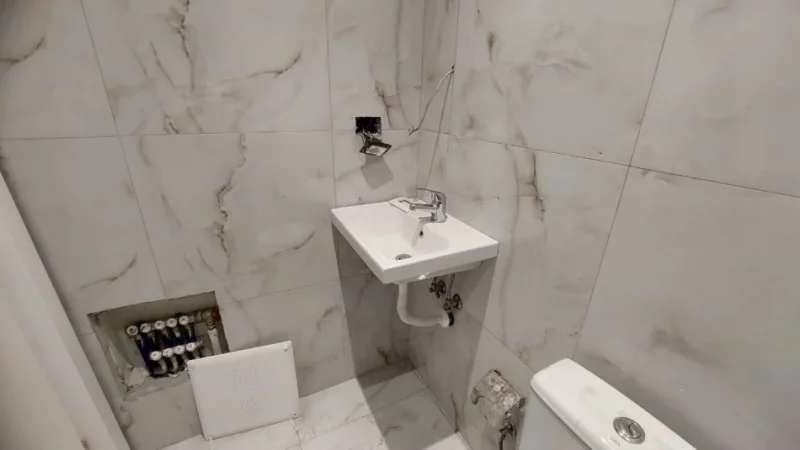 Tirane, jepet me qera Ambjent biznesi, Kati 0 pallat i ri me ashensor, 55 m², 600 € (Rruga Myslym Shyri prane Someg)