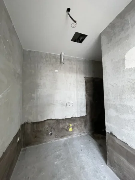 Tirane, jepet me qera apartament 3+1+Aneks+Ballkon Kati 11, 220 m² 3.500 € (Lake View Residence Liqeni)