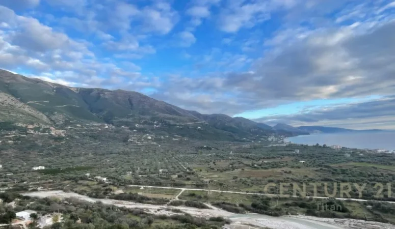 Vlore, shitet toke ne bregdet , 3.900 m² 507.000 € (Borsh)