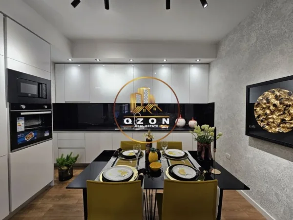 Tirane, shitet apartament 1+1 Kati 4, 70 m² 170.000 € 