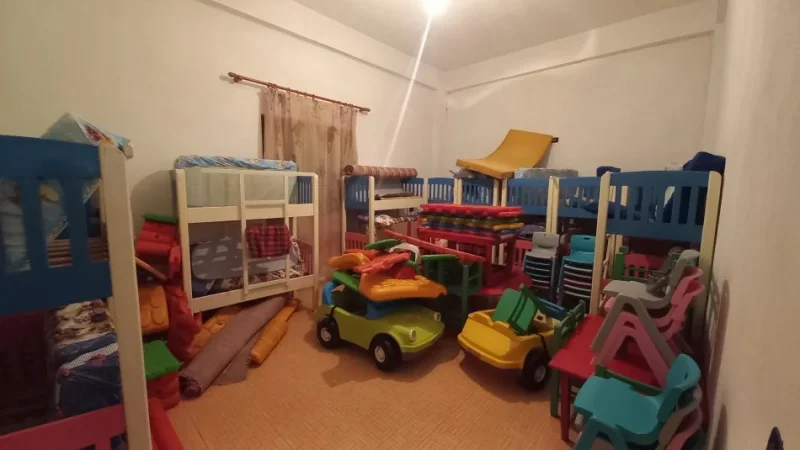 Tirane, jepet me qera ambjent biznesi , 218 m² 800 € (Kthesa e Kamzes)