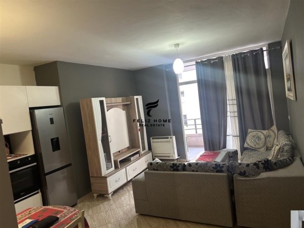 Tirane, jepet me qera apartament 2+1 Kati 2, 110 m² 600 € (ASTIR)