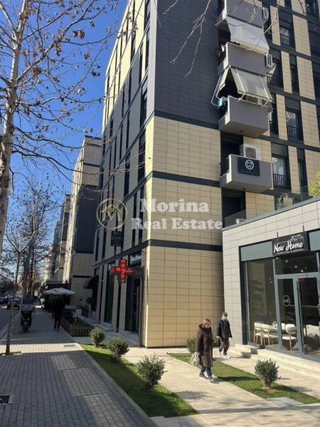 Tirane, jepet me qera apartament 1+1+Ballkon Kati 4, 75 m² 750 € (Rruga panorama/ Kompleksi Quatrum)