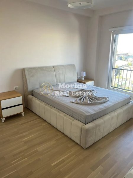 Tirane, jepet me qera apartament 1+1+Ballkon Kati 4, 75 m² 750 € (Rruga panorama/ Kompleksi Quatrum)