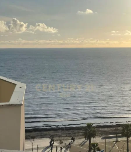 Durres, shitet apartament 2+1+Ballkon Kati 9, 131 m² 290.000 € (Vollga)