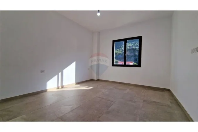 Vlore, shitet apartament 2+1+Ballkon Kati 4, 91 m² 182.000 € 