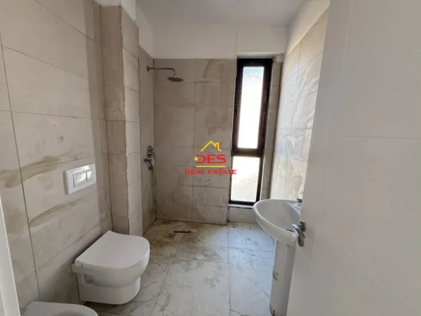 Vlore, shitet apartament 2+1+Ballkon Kati 5, 101 m² 132.210 € (Orikum , Vlorë)
