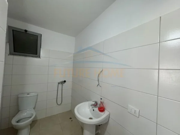 Durres, shitet apartament 1+1 Kati 8, 76 m² 62.000 € (Fusha e Reres, Durrës)