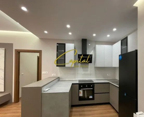 Tirane, jepet me qera apartament 2+1 Kati 9, 110 m² 830 € (FARMACIA 10)