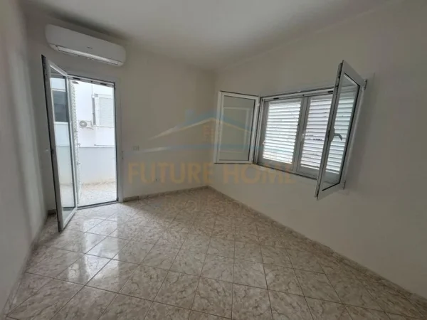 Durres, shitet apartament 1+1 Kati 3, 67 m² 72.000 € (Plazh Iliria, Durres)