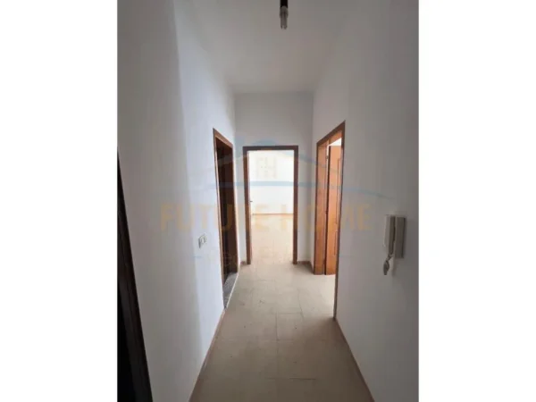 Durres, shitet apartament 1+1 Kati 6, 72 m² 75.000 € (Plazh Hekurudha, Durres)