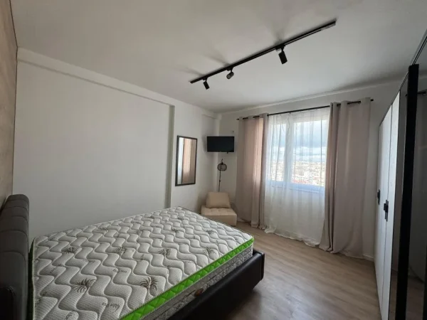 Durres, shitet apartament 1+1 Kati 9, 75 m² 110.000 € (pavarsia)