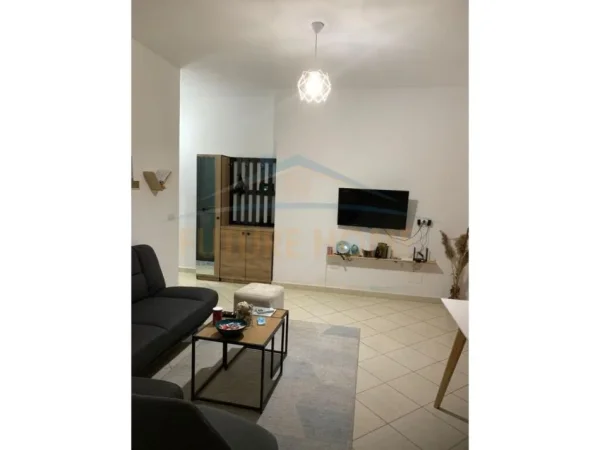 Durres, shitet apartament 1+1 Kati 3, 78 m² 75.000 € (Prane Hotel "Palace", Durres)