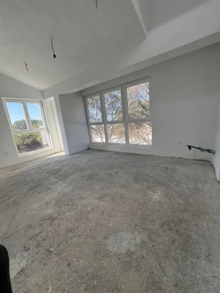 Qerret, shitet Vile 3 Katshe Kati 3, 340 m² 730.000 € (Qerret)