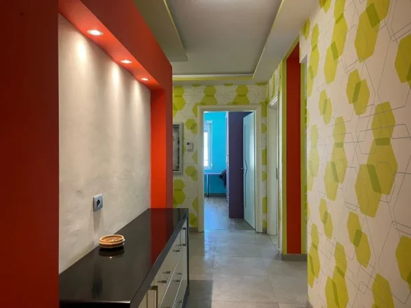 Tirane, shitet apartament 3+1+Aneks+Ballkon Kati 10, 140 m² 230.000 € (Zona e Brrylit)