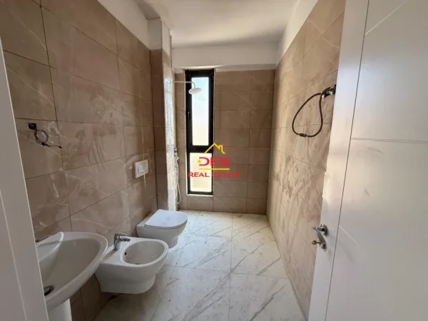 Vlore, shitet apartament 2+1+Ballkon Kati 5, 106 m² 137.800 € (Orikum, Vlorë)