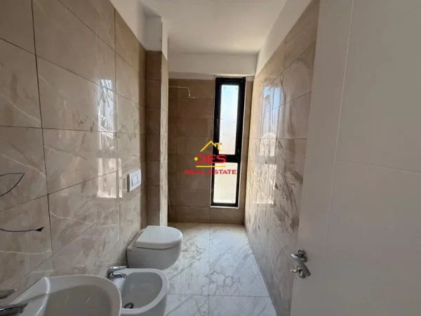Vlore, shitet apartament 2+1+Ballkon Kati 5, 106 m² 137.800 € (Orikum, Vlorë)