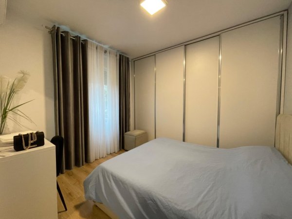 Tirane, jepet me qera apartament 1+1 Kati 1, 60 m² 550 € (5 Maj)