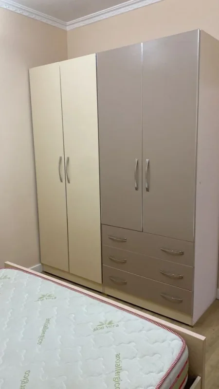 Tirane, jepet me qera apartament 1+1 Kati 1, 70 m² 400 € 