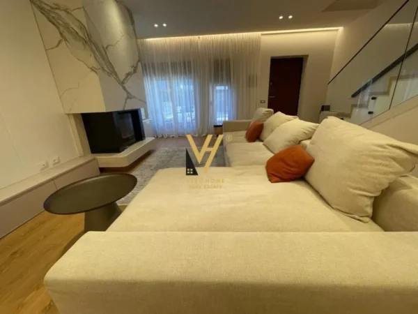 Tirane, jepet me qera Vile 3 Katshe Kati 0, 350 m² 3.000 € (TEG)