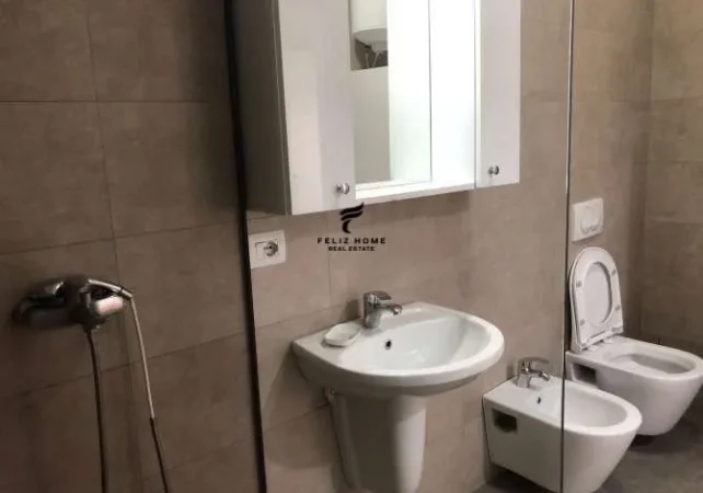 jepet me qera apartament 2+1+Ballkon Kati 4, 93 m² 750 € (JORDAN MISJA)