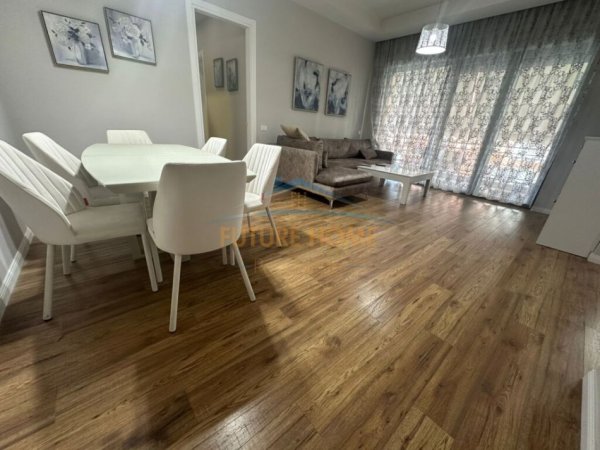 APARTAMENT 2+1 ME QERA , KOMPLEKSI DELIJORGJI, RRUGA KAVAJES