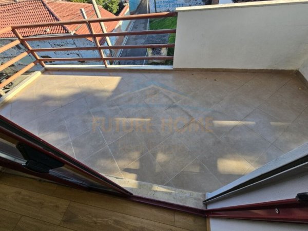 APARTAMENT 2+1 PER SHITJE , SHKOLLA PARTIZANI