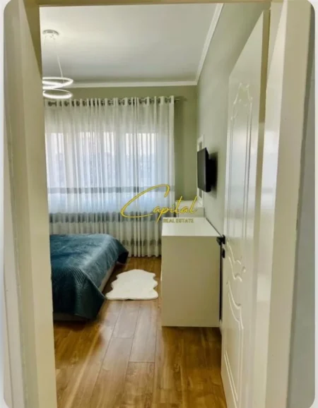 Tirane, shitet apartament 3+1 Kati 3, 103 m² 248.000 € (ISH TREGU ELEKTRIK)