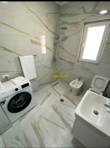 Tirane, shitet apartament 3+1 Kati 3, 103 m² 248.000 € (ISH TREGU ELEKTRIK)