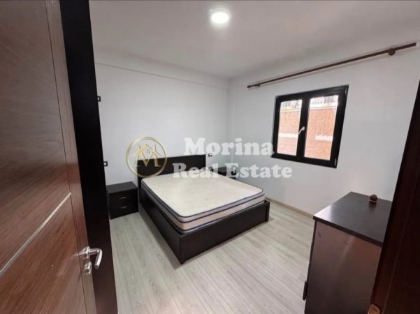Tirane, jepet me qera apartament 2+1+Ballkon Kati 3, 90 m² 380 € (Rruga E Elbasanit /Ambasada Saudite)