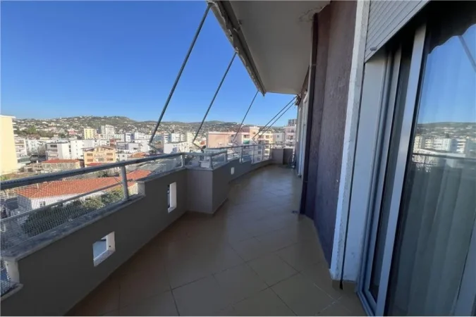Vlore, shitet apartament 2+1+Aneks+Ballkon Kati 7, 98 m² 120.000 € (Tek Gjyqi Vjeter)