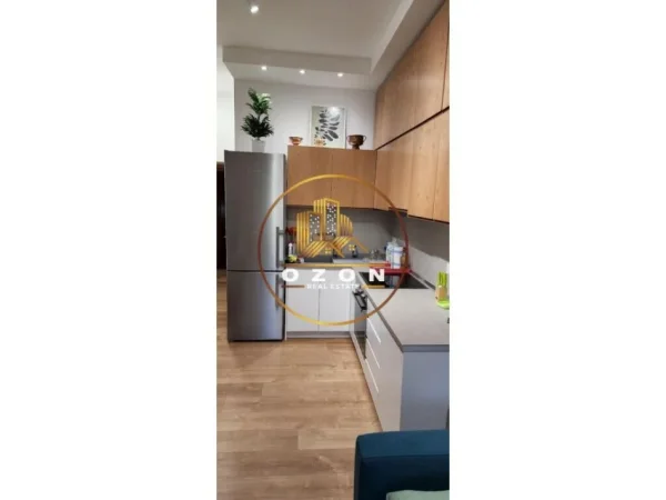 Tirane, shitet apartament 2+1 Kati 2, 75 m² 200.000 €