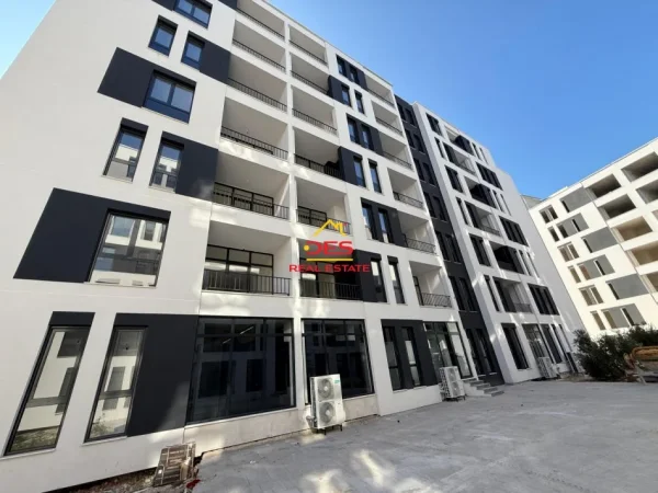 Radhime - Orikum, shitet apartament 2+1+Ballkon Kati 5, 103 m² 133.900 € (Orikum, Vlorë)