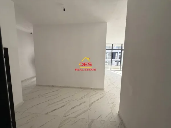 Radhime - Orikum, shitet apartament 2+1+Ballkon Kati 5, 103 m² 133.900 € (Orikum, Vlorë)