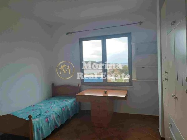 Tirane, jepet me qera apartament 3+1 Kati 6, 175 m² 500 € (Top Channel,Mezez)