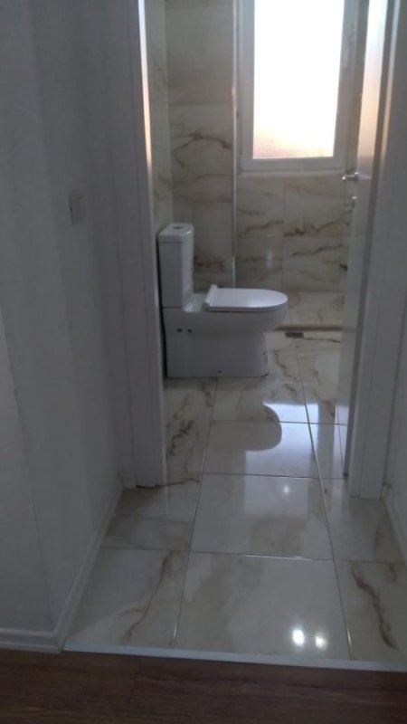 Tirane, jepet me qera apartament 1+1+Aneks+Ballkon Kati 2, 73 m² 400 € (sauk)